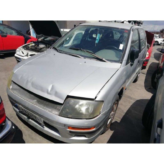 mitsubishi space runner (n60) del año 2003