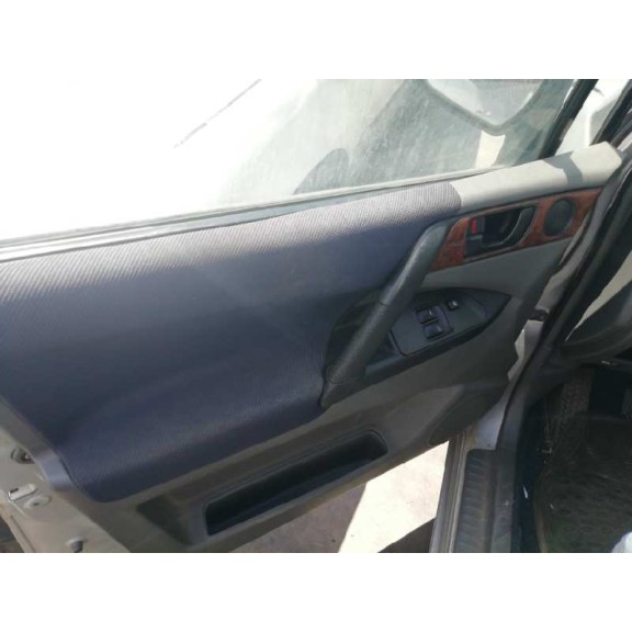 mitsubishi space runner (n60) del año 2003