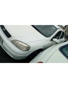 opel astra g berlina del año 2002 2