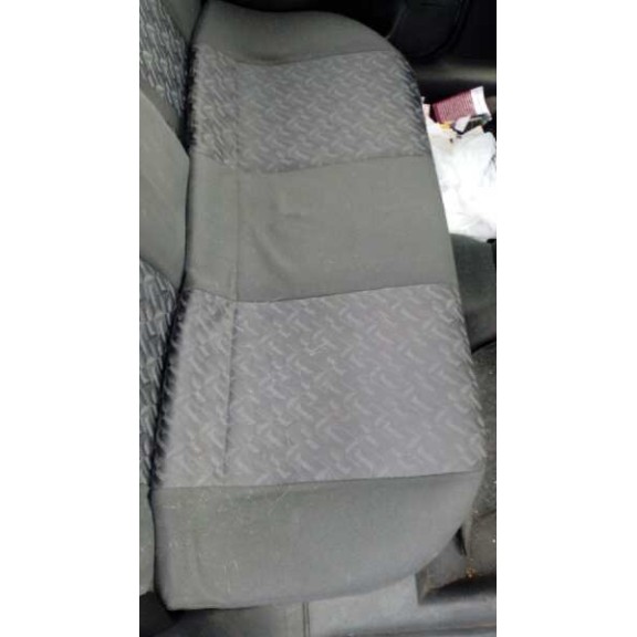 opel astra g berlina del año 2002