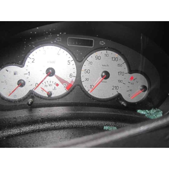 peugeot 206 berlina del año 2002