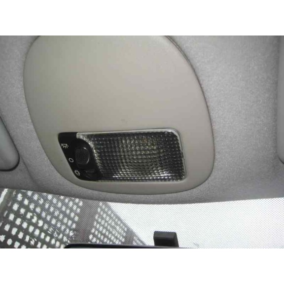 peugeot 206 berlina del año 2002