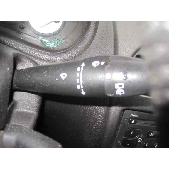 peugeot 206 berlina del año 2002