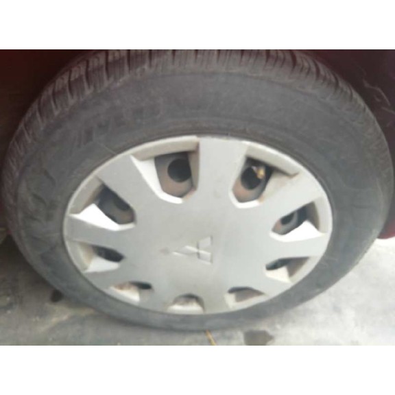 mitsubishi colt berlina 3 (cz) del año 2006