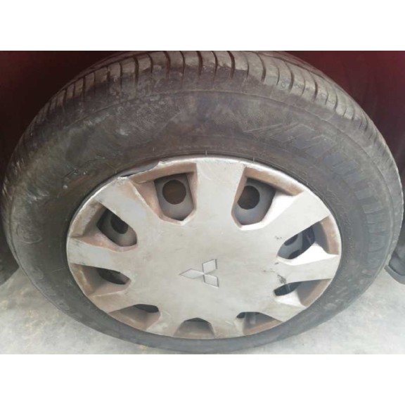 mitsubishi colt berlina 3 (cz) del año 2006