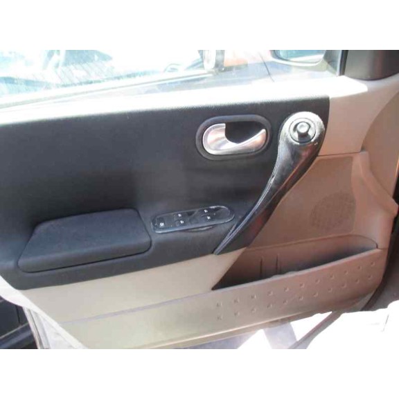 renault megane ii berlina 3p del año 2003