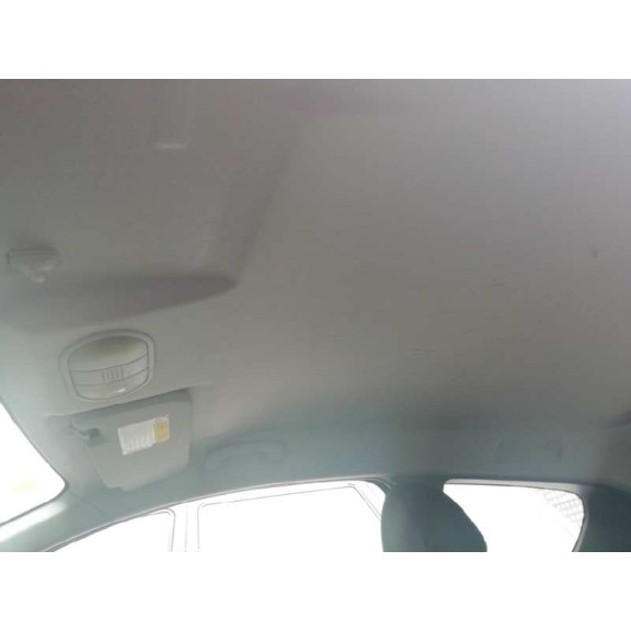 mitsubishi colt berlina 3 (cz) del año 2006