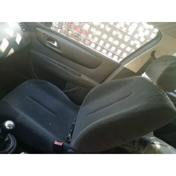 citroën c4 berlina del año 2008