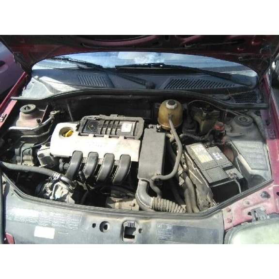 renault clio ii fase i (b/cbo) del año 2001