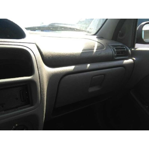 renault clio ii fase i (b/cbo) del año 2001