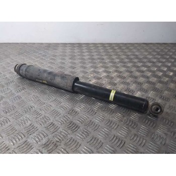 Recambio de amortiguador trasero izquierdo para toyota auris hybrid active referencia OEM IAM 171020B  