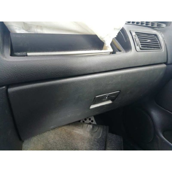 volkswagen golf iv berlina (1j1) del año 1998