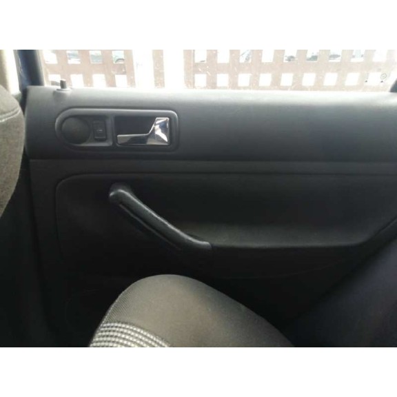 volkswagen golf iv berlina (1j1) del año 1998