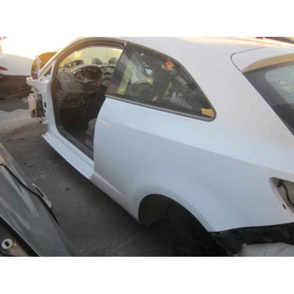 seat ibiza (6j5) del año 2008