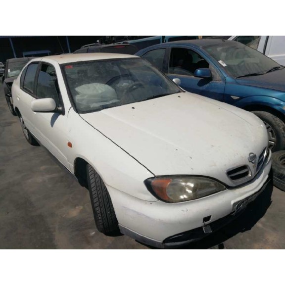 nissan primera berlina (p11) del año 2001