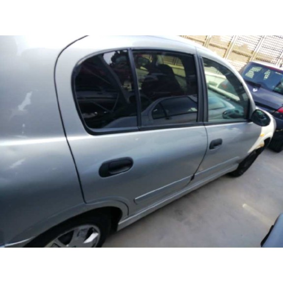 nissan almera (n16/e) del año 2003