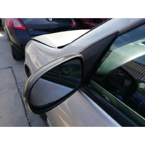 nissan almera (n16/e) del año 2003