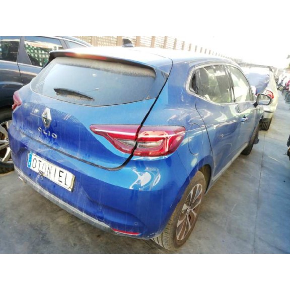 renault clio v del año 2023