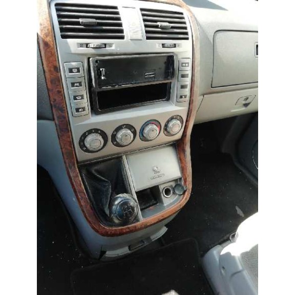 kia carnival ii del año 2002