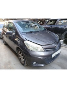 toyota yaris (_p13_) del año 2014