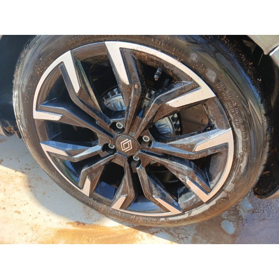 renault clio v (b7_) del año 2024