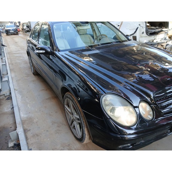 mercedes-benz clase e (w211) del año 2004