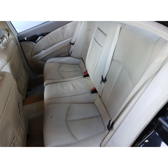 mercedes-benz clase e (w211) del año 2004