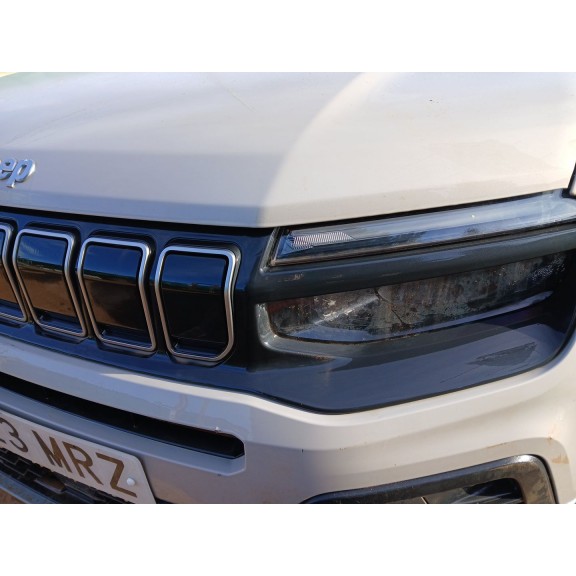 Recambio de rejilla delantera para jeep avenger (j2) referencia OEM IAM   