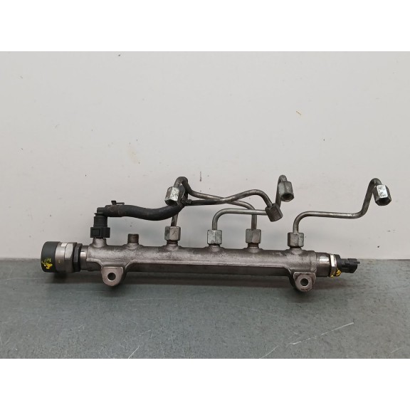 Recambio de rampa inyectora para kia carens (un) 2.0 crdi referencia OEM IAM 3140027410 0445214140 