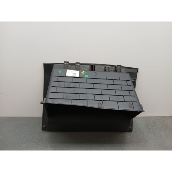 Recambio de guantera para mg zs luxury referencia OEM IAM 10969371  
