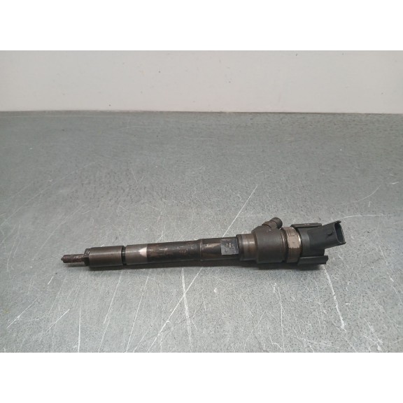 Recambio de inyector para kia carens (un) 2.0 crdi referencia OEM IAM 3380027400 0445110258 x1
