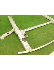 Recambio de travesaño inferior para bmw x1 (f48) sdrive 20 d referencia OEM IAM    2