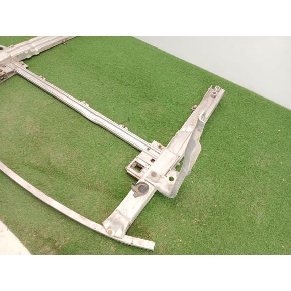 Recambio de travesaño inferior para bmw x1 (f48) sdrive 20 d referencia OEM IAM   