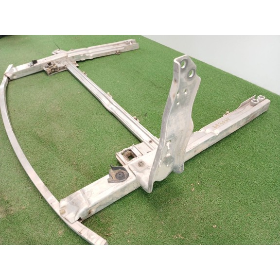 Recambio de travesaño inferior para bmw x1 (f48) sdrive 20 d referencia OEM IAM   