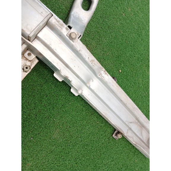 Recambio de travesaño inferior para bmw x1 (f48) sdrive 20 d referencia OEM IAM   