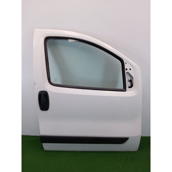 Recambio de puerta delantera derecha para fiat fiorino 1.3 16v m-jet cat referencia OEM IAM   