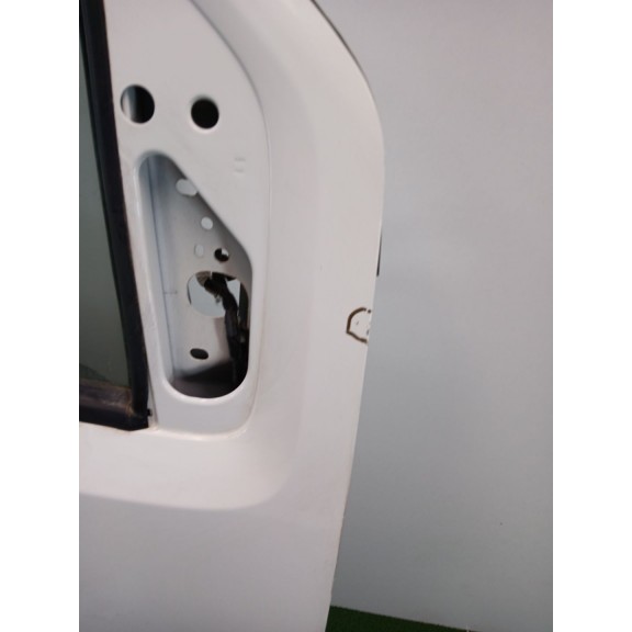 Recambio de puerta delantera derecha para fiat fiorino 1.3 16v m-jet cat referencia OEM IAM   