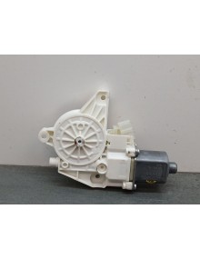 Recambio de motor elevalunas delantero derecho para mercedes-benz clase a (w176) a 200 cdi / d (176.008) referencia OEM IAM a246