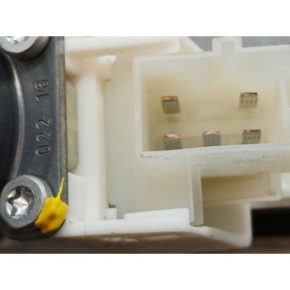 Recambio de motor elevalunas delantero derecho para mercedes-benz clase a (w176) a 200 cdi / d (176.008) referencia OEM IAM a246