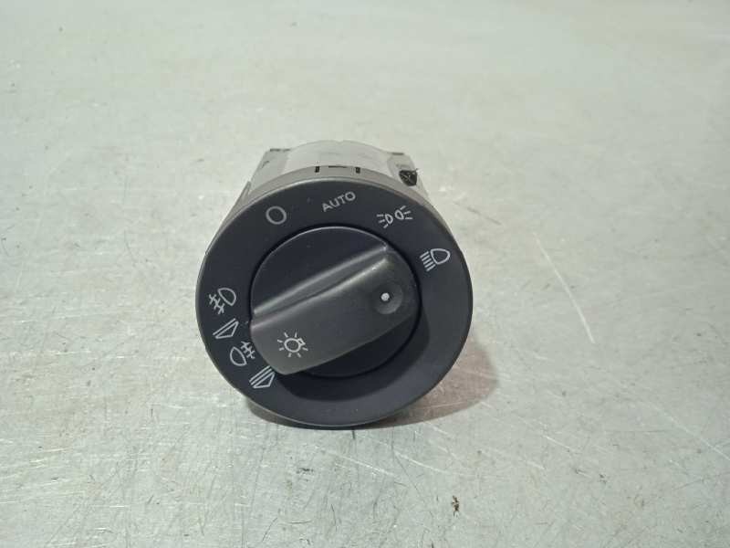 Recambio de mando luces para seat exeo berlina (3r2) last edition referencia OEM IAM 8E0941531D  8E0941531D