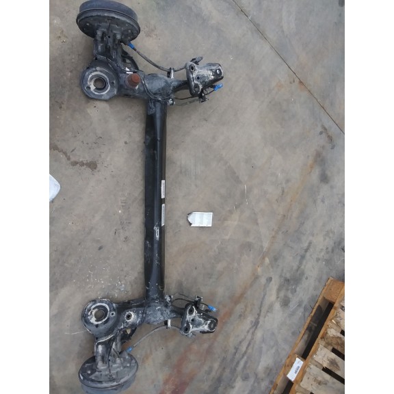 Recambio de puente trasero para peugeot 208 active referencia OEM IAM  TAMBOR 4T ABS