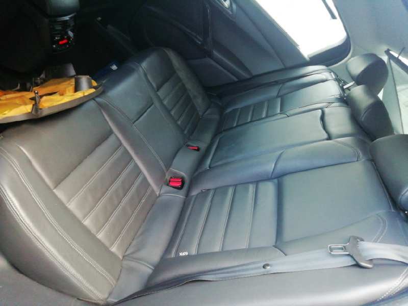 Recambio de asientos traseros para peugeot 508 business line referencia OEM IAM  CUERO NEGRO 