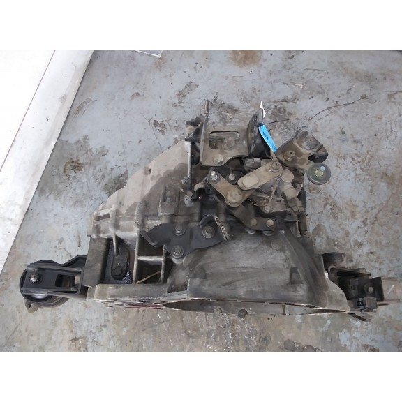 Recambio de caja cambios para kia sorento 2.2 crdi cat referencia OEM IAM  4X4 6V B 182.175KM