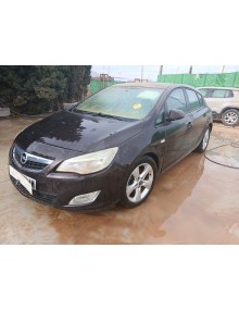 opel astra j (p10) del año 2012