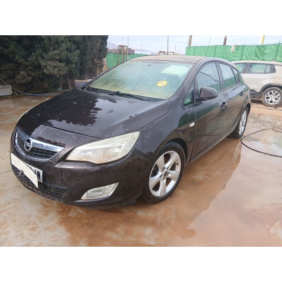 opel astra j (p10) del año 2012