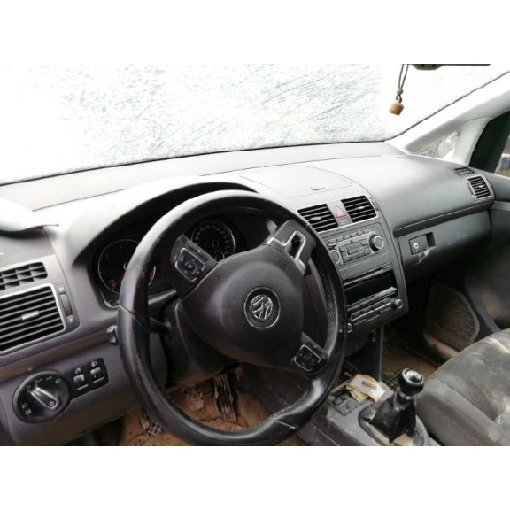 volkswagen touran (1t3) del año 2011