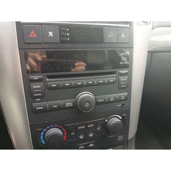 Recambio de sistema audio / radio cd para chevrolet captiva (c100, c140) 2.0 d referencia OEM IAM   