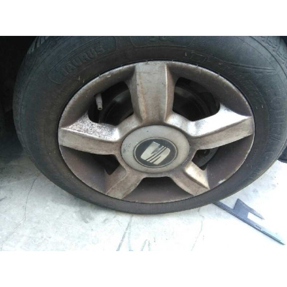 seat ibiza (6l1) del año 2002