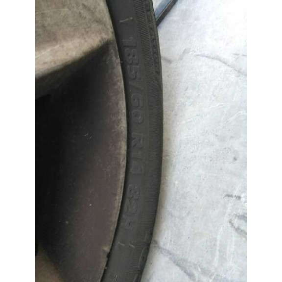 seat ibiza (6l1) del año 2002