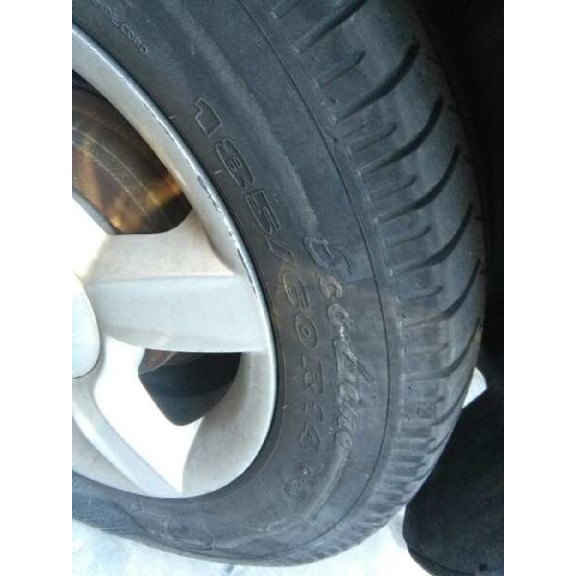 seat ibiza (6l1) del año 2002